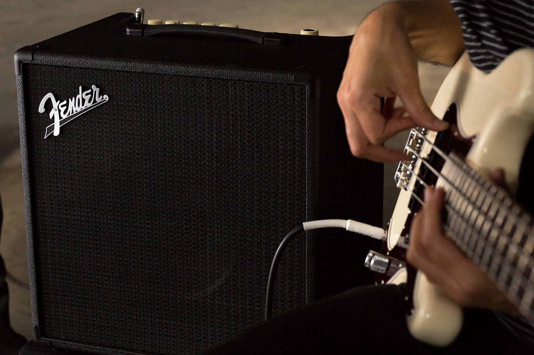 Комбоусилитель Fender RUMBLE STUDIO 40, Черный - 11