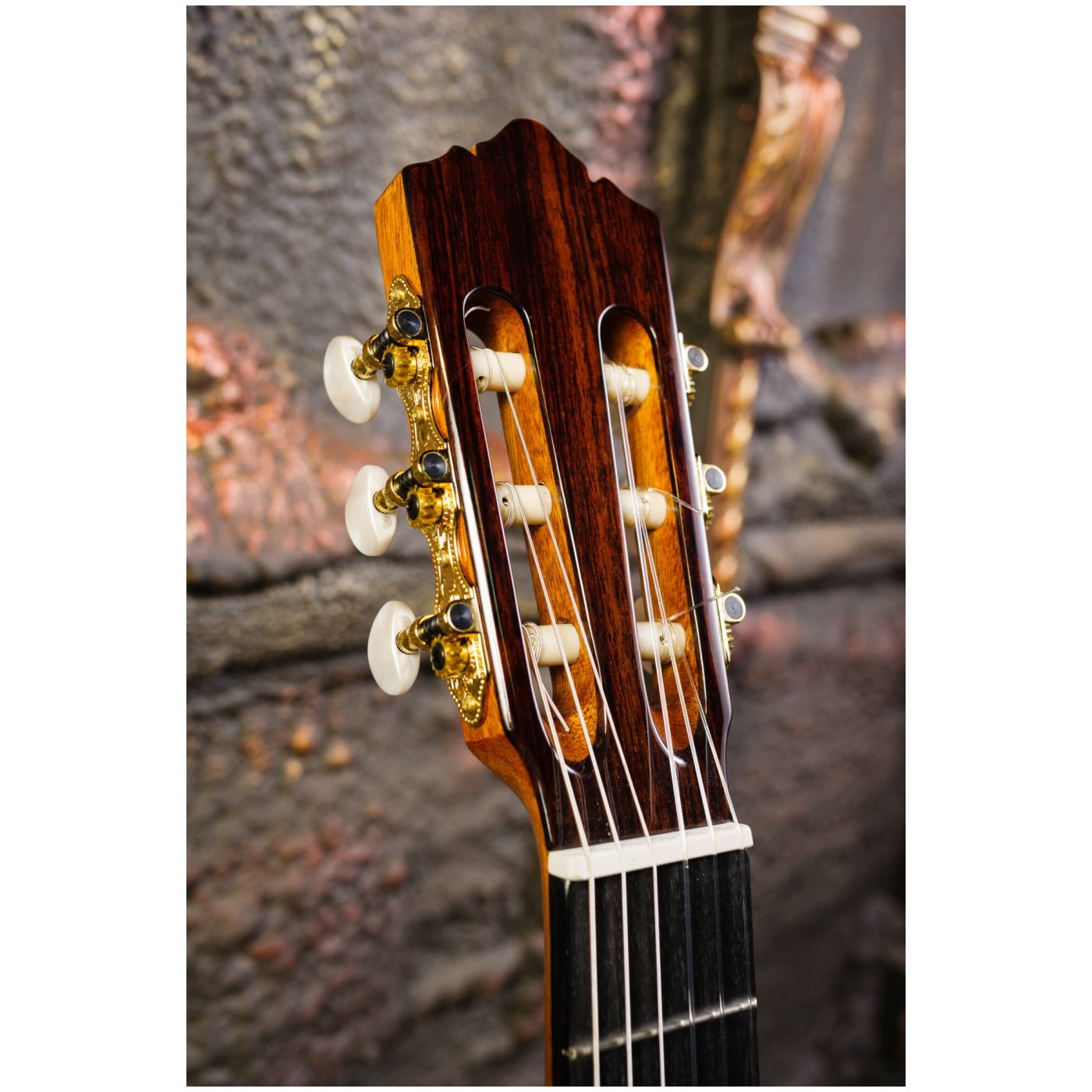 Классическая гитара Perez 640 Cedar - 11