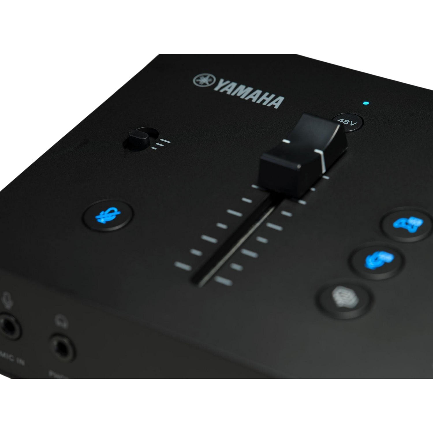 Микшерный пульт Yamaha ZG02 - 18