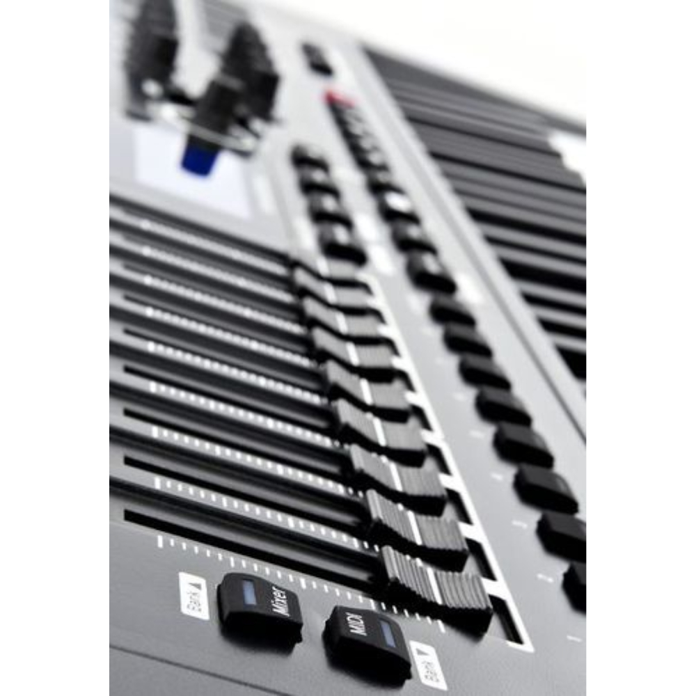 MIDI-клавиатура NOVATION Impulse 49 - 17