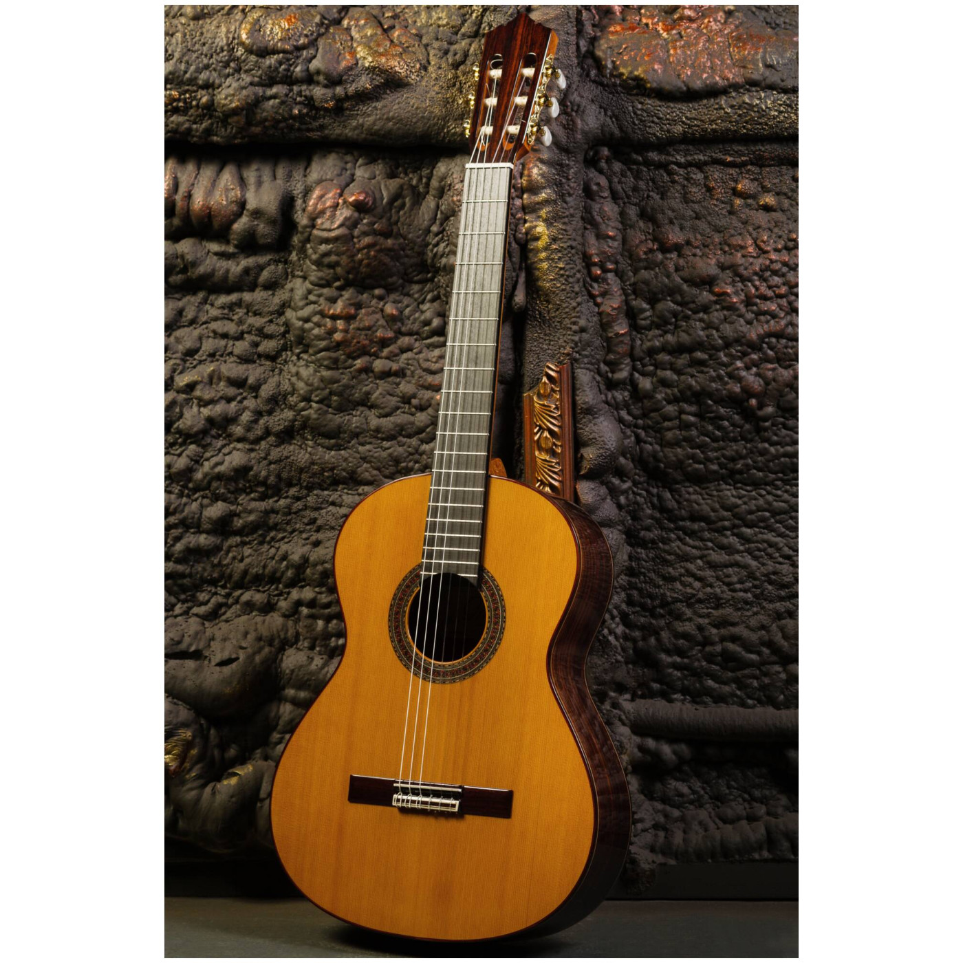 Классическая гитара Perez 640 Cedar - 9