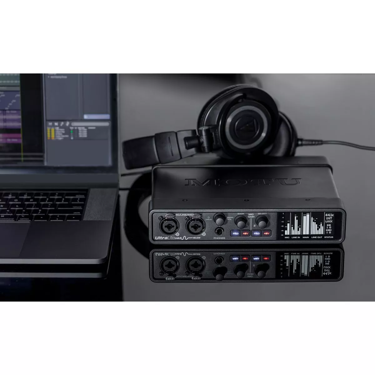 Внешняя звуковая карта MOTU UltraLite-mk5 - 15
