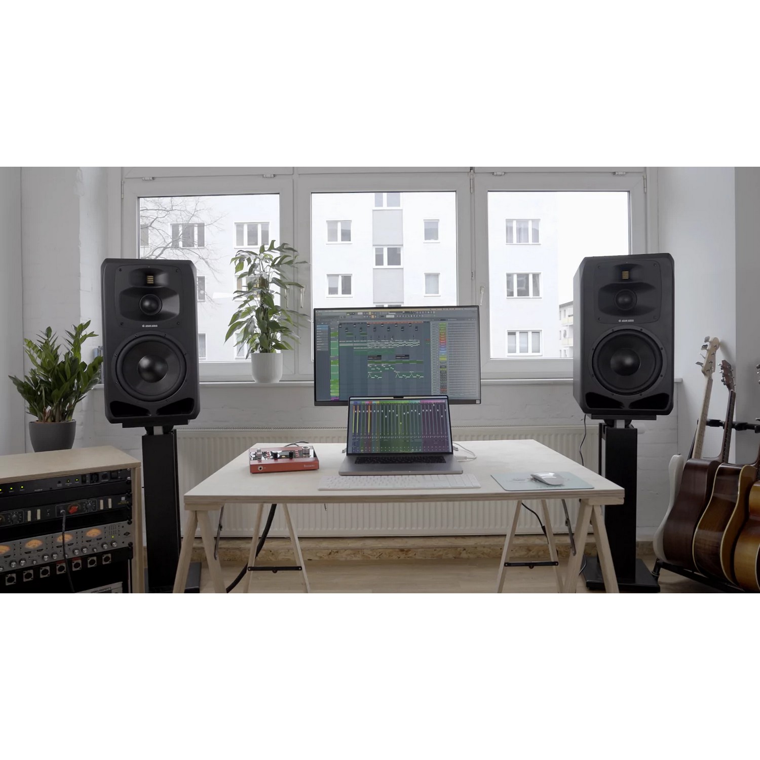 Активный студийный монитор ADAM Audio S5V - 15