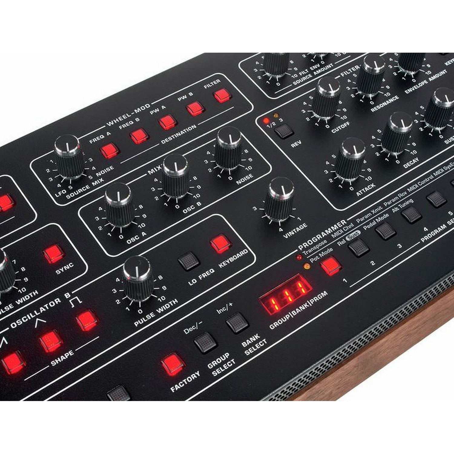 Аналоговый синтезатор Sequential Prophet 5 Desktop Module - 18