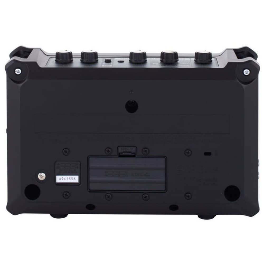 Комбоусилитель Roland MOBILE CUBE - 14