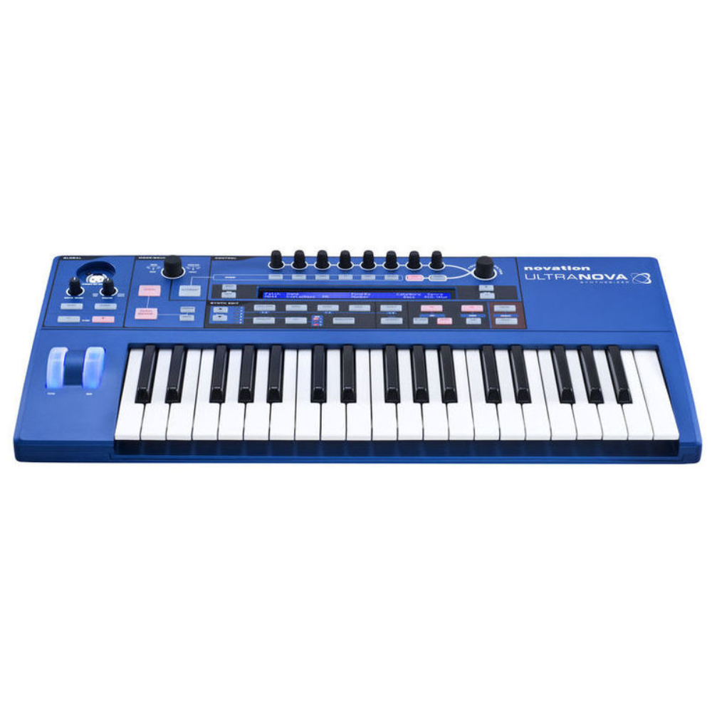 Аналоговый синтезатор NOVATION Ultranova - 9