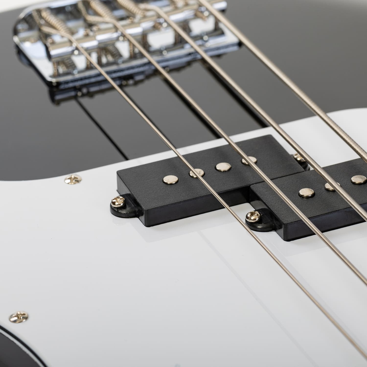 Бас-гитара Rockdale Stars PB Bass Black - 16