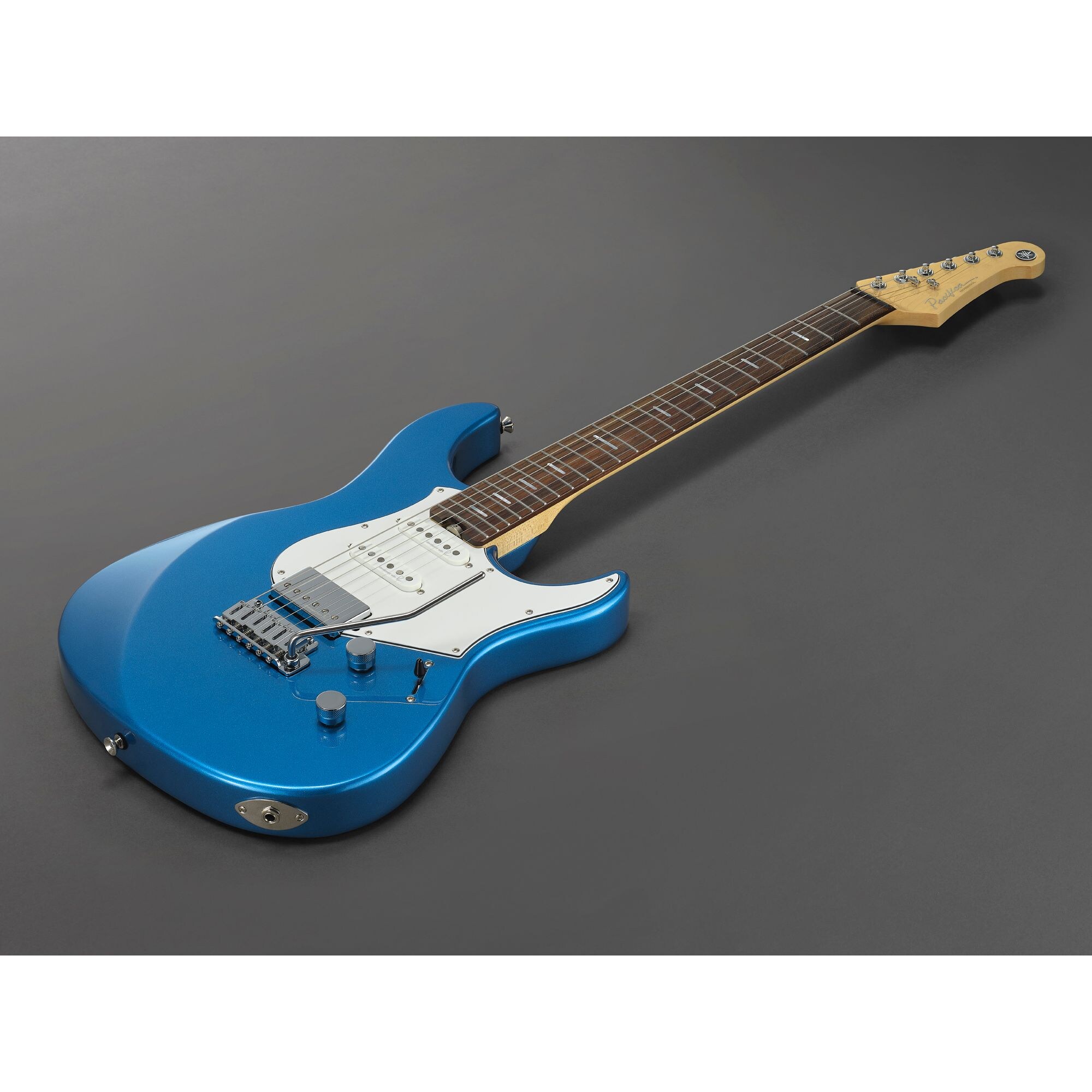 Электрогитара Yamaha PACIFICA Professional 12 Sparkle Blue - 9
