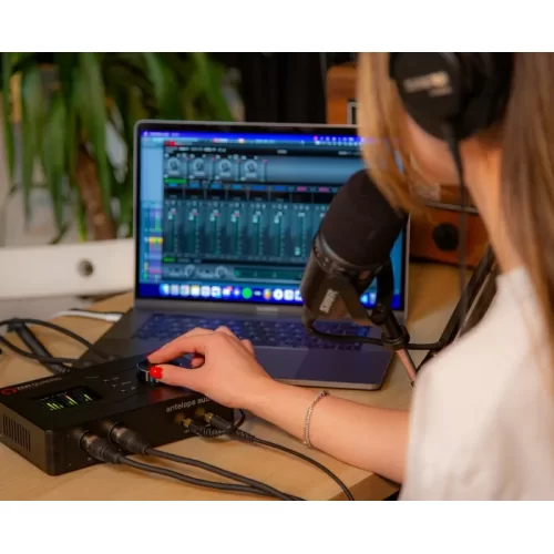 Внешняя звуковая карта Antelope Audio Zen Quadro Synergy Core - 15