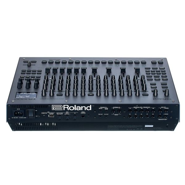 Драм-машина Roland TR-1000 - 16