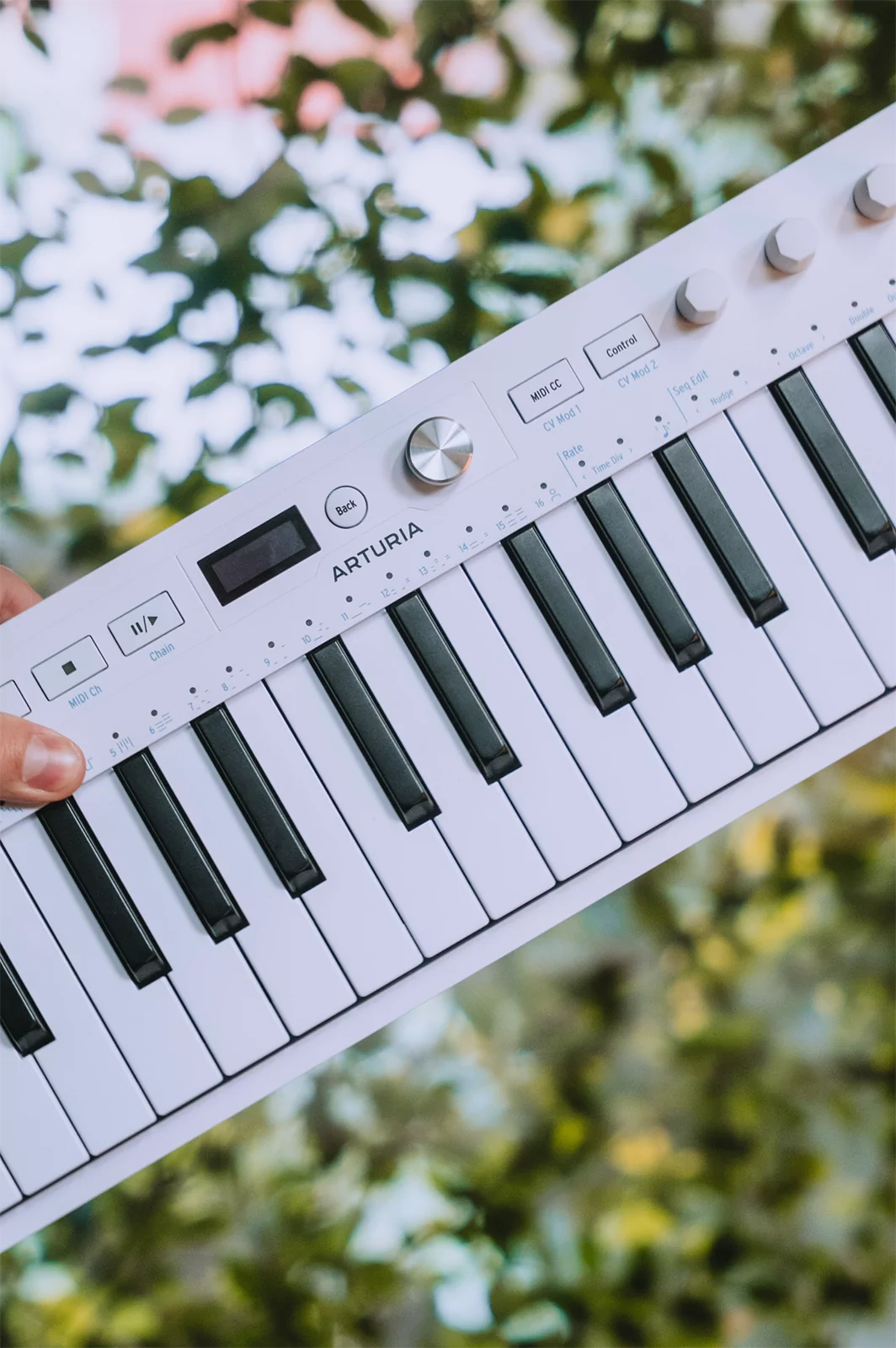 MIDI-клавиатура Arturia KeyStep 37 MK2 - 33
