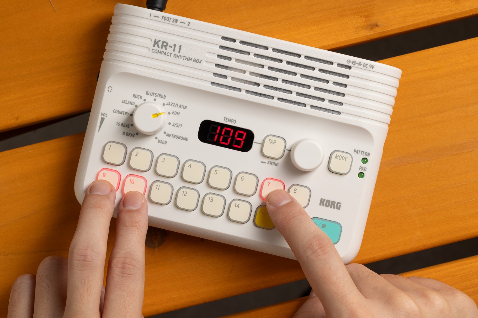 Синтезатор Korg KR-11 - 11