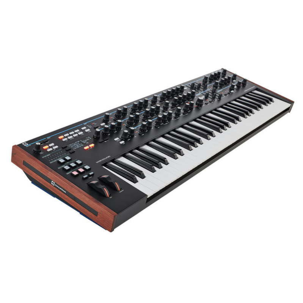 Аналоговый синтезатор NOVATION Summit  - 18