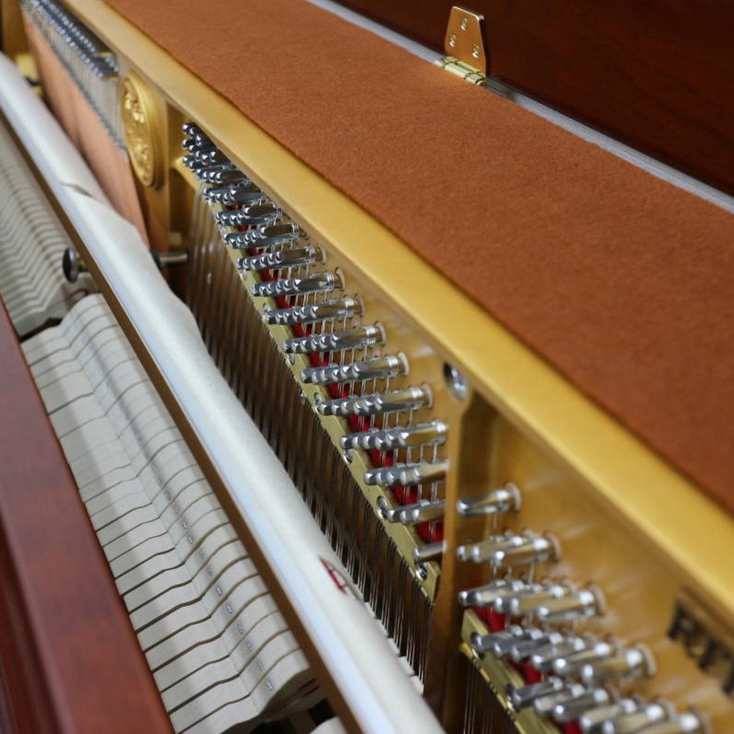 Акустическое пианино Ritmuller UP110RB (A5C1) Cherry Satin - 16