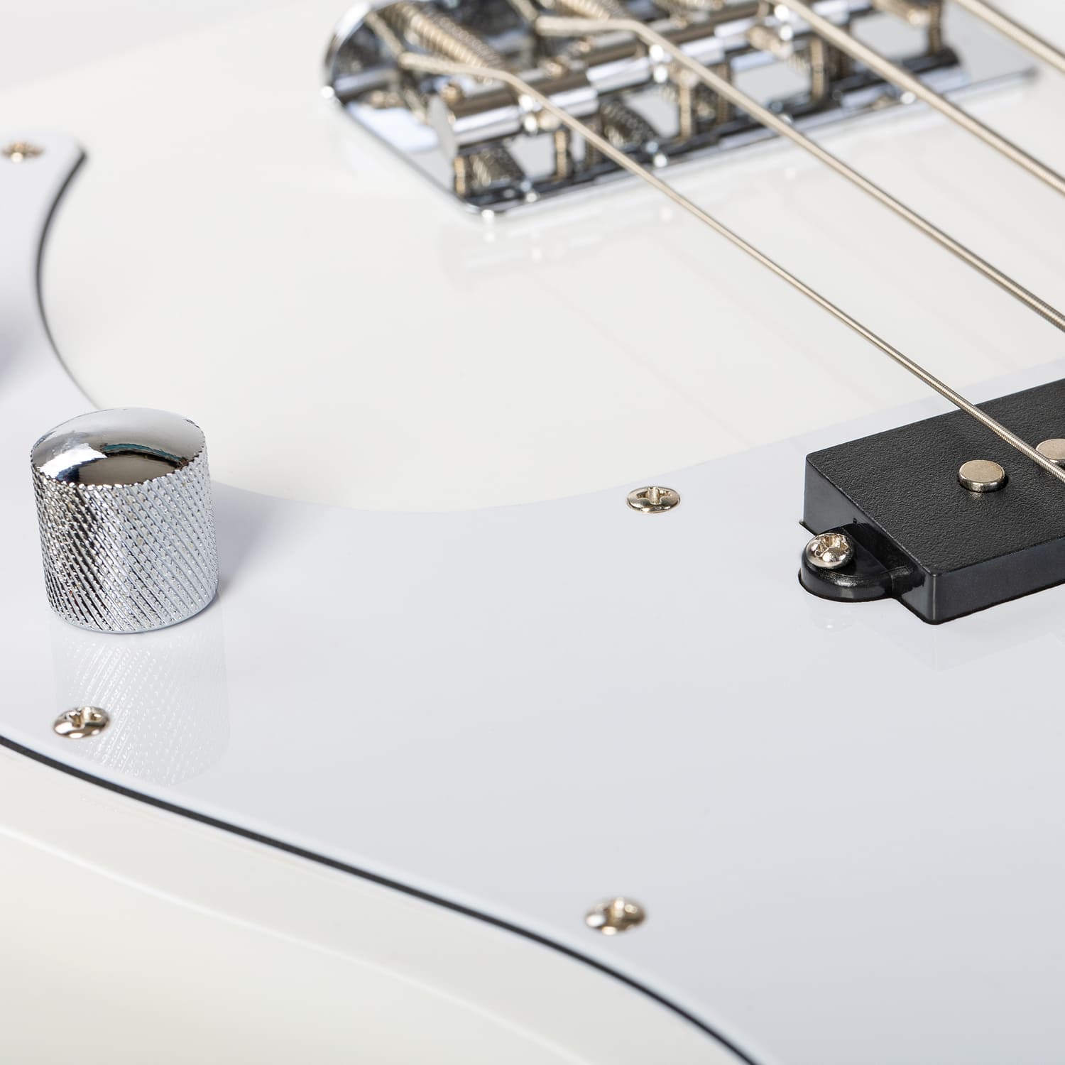 Бас-гитара Rockdale Stars JB Bass White - 19