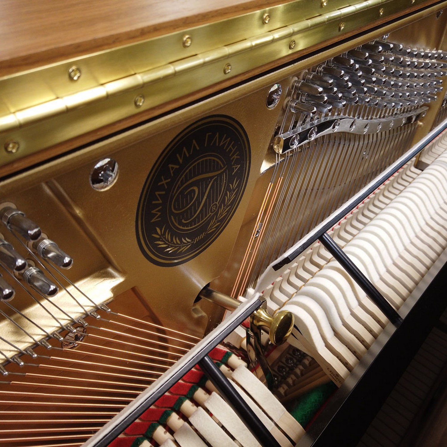 Акустическое пианино Михаил Глинка Композитор, орех, сатинированное - 17