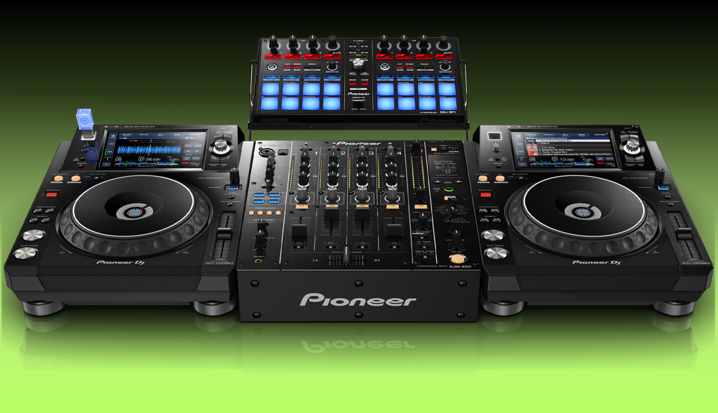 XDJ1000MK2 - 3.png XDJ1000MK2 - 3.png