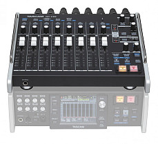 Пульт управления Tascam RC-F82