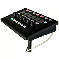 Контроллер Allen & Heath IP6 для dLive