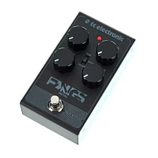 Педаль дисторшна TC Electronic Fangs Metal Distortion