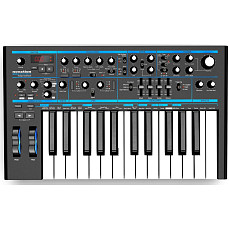 Аналоговый синтезатор NOVATION Bass Station II