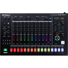 Драм-машина Roland TR-8S