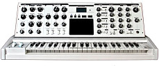 Аналоговый синтезатор Moog Minimoog Voyager Performer Edition White