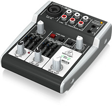 Аналоговый микшер Behringer 302USB